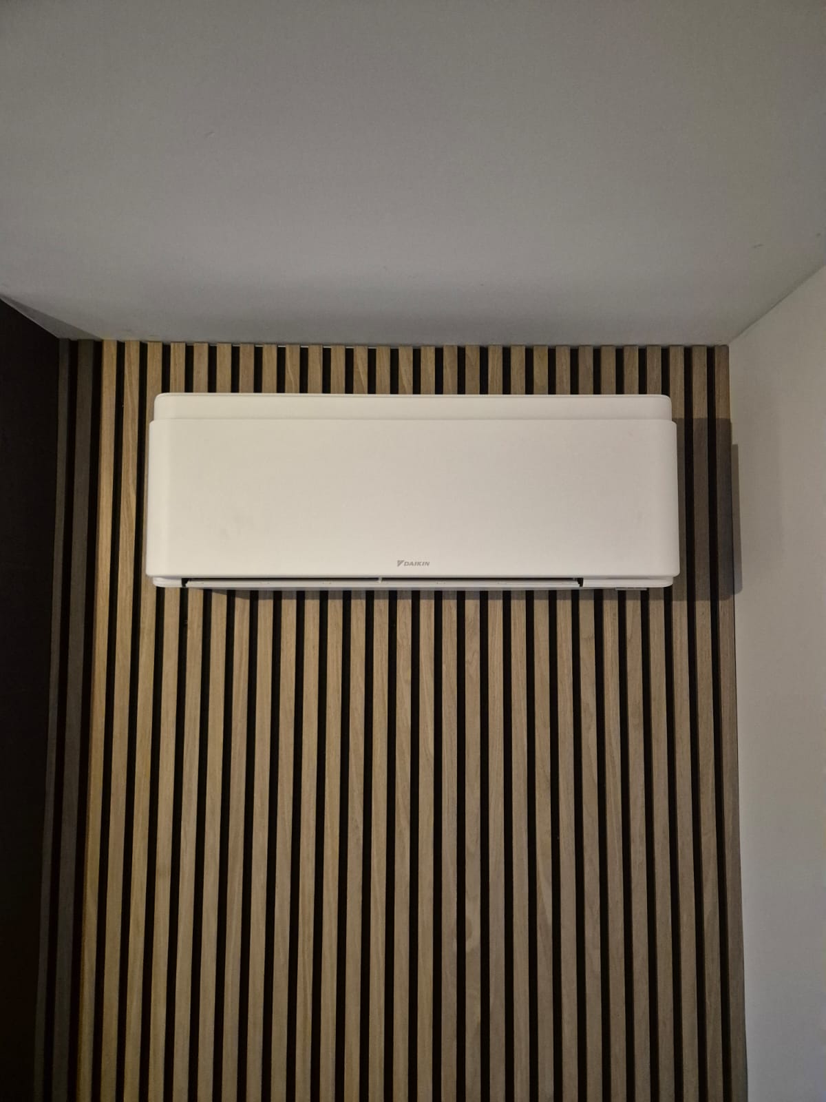Airco in woonkamer geplaatst, foto 2