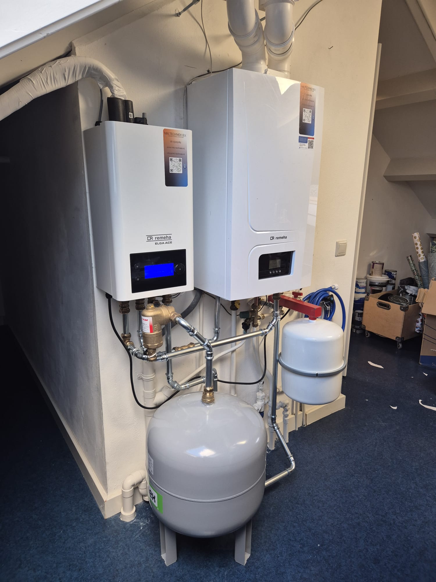 Remeha Elga Ace hybride module naast Remeha CV-ketel in technische ruimte